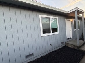 Building Photo - 509 Olive St