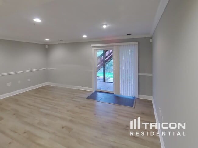 Building Photo - 416 Middleton Ln