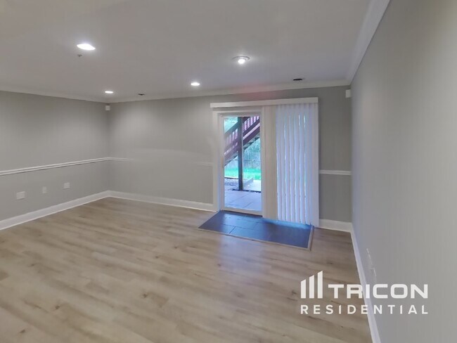 Foto del edificio - 416 Middleton Ln