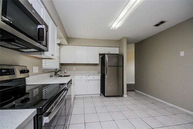 Foto del edificio - 2733 Mint Dr