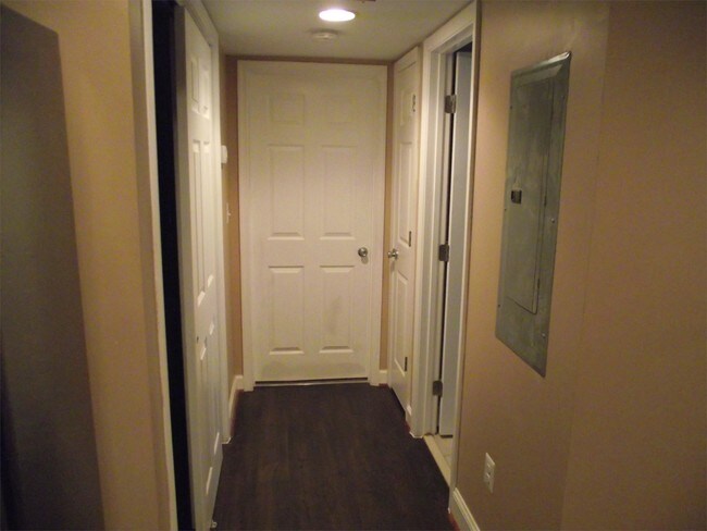 Foto del edificio - 5344 Ames St NE