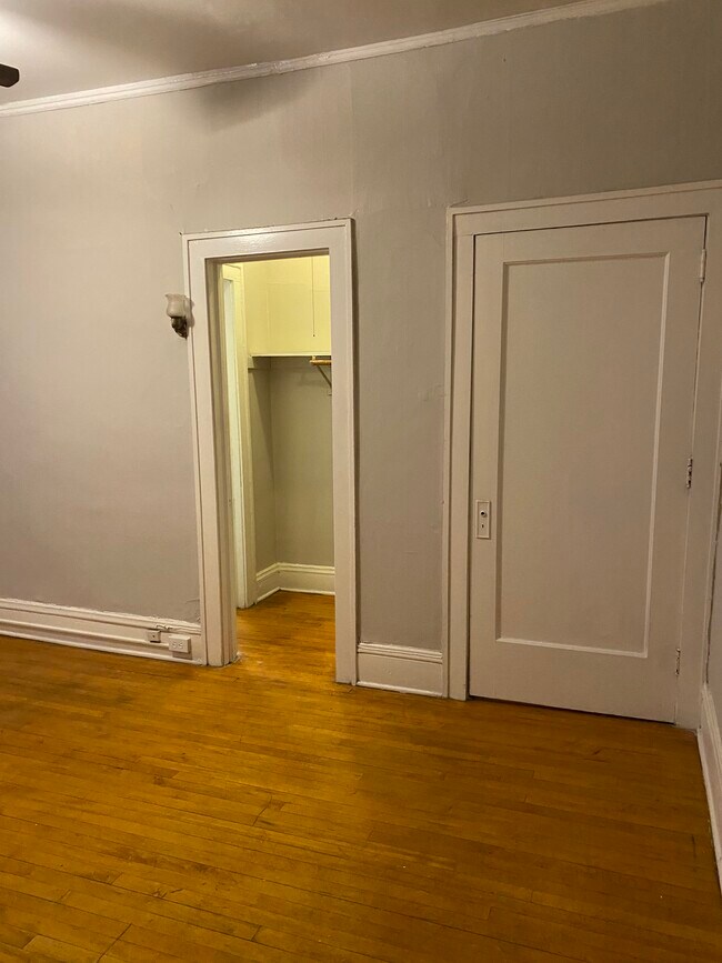 Yale Place Apartments Apartments in Minneapolis, MN