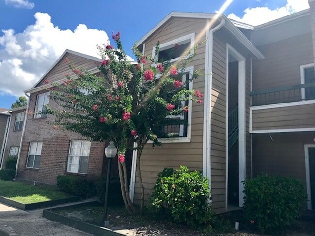 2 BEDROOM 2 BATHROOM CONDO FOR RENT / REGE... - 2 BEDROOM 2 BATHROOM CONDO FOR RENT / REGE...