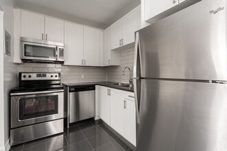 Building Photo - 16 St Joseph St