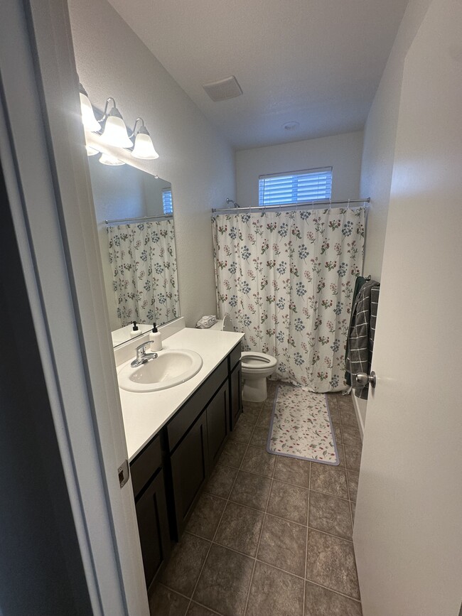 Building Photo - 4671 Irma Dr