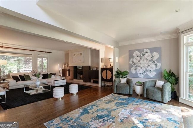 Foto del edificio - 3850 Glenhurst Dr