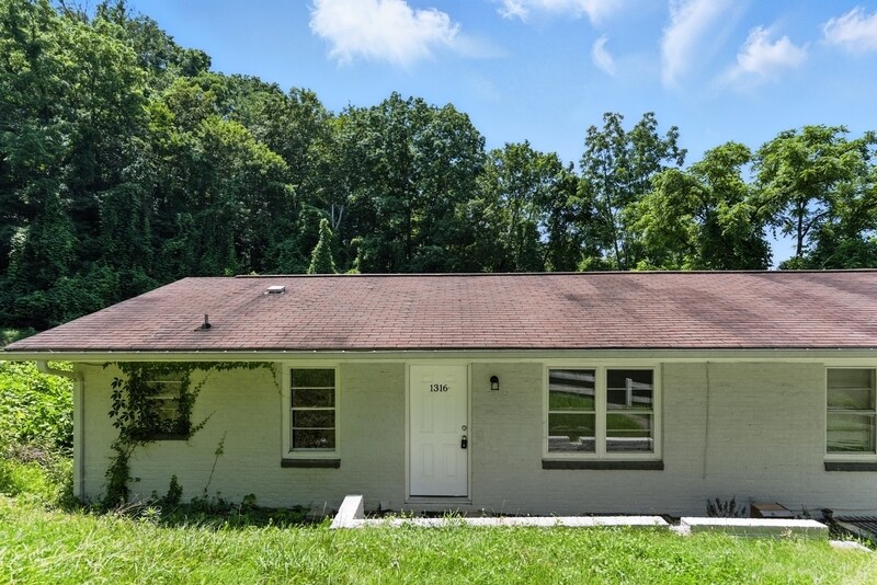 Foto principal - 1300-1330 Windsor Avenue - 1316A