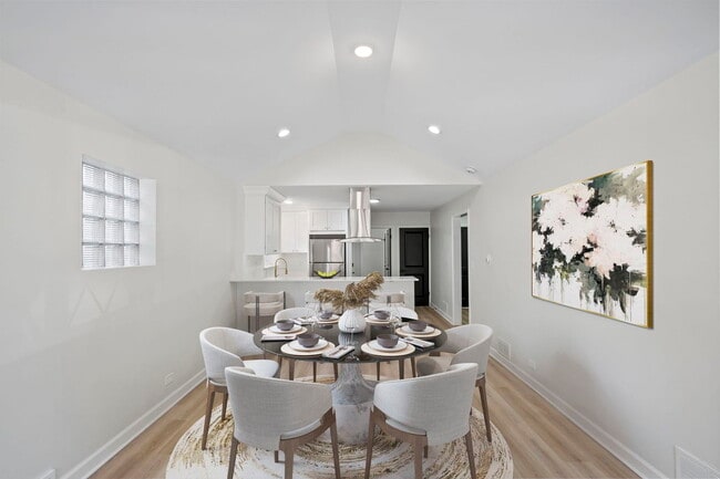 Building Photo - 6444 28th Pl