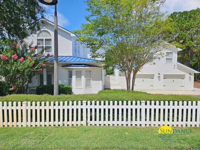 Foto del edificio - 360 Tradewinds Dr