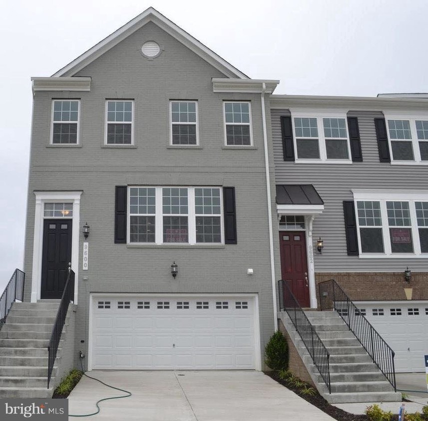 Primary Photo - 9600 Parkstone Drive