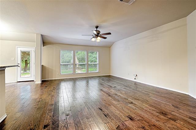 Foto del edificio - 2805 Leslie Ln