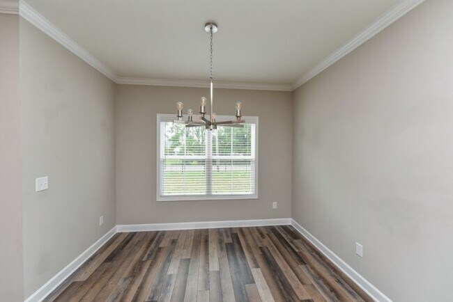 Foto del edificio - 967 Horse Mountain Rd