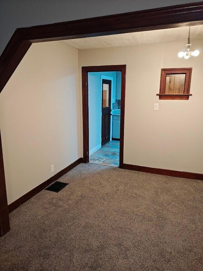 Foto del edificio - 524 Crestmore Ave