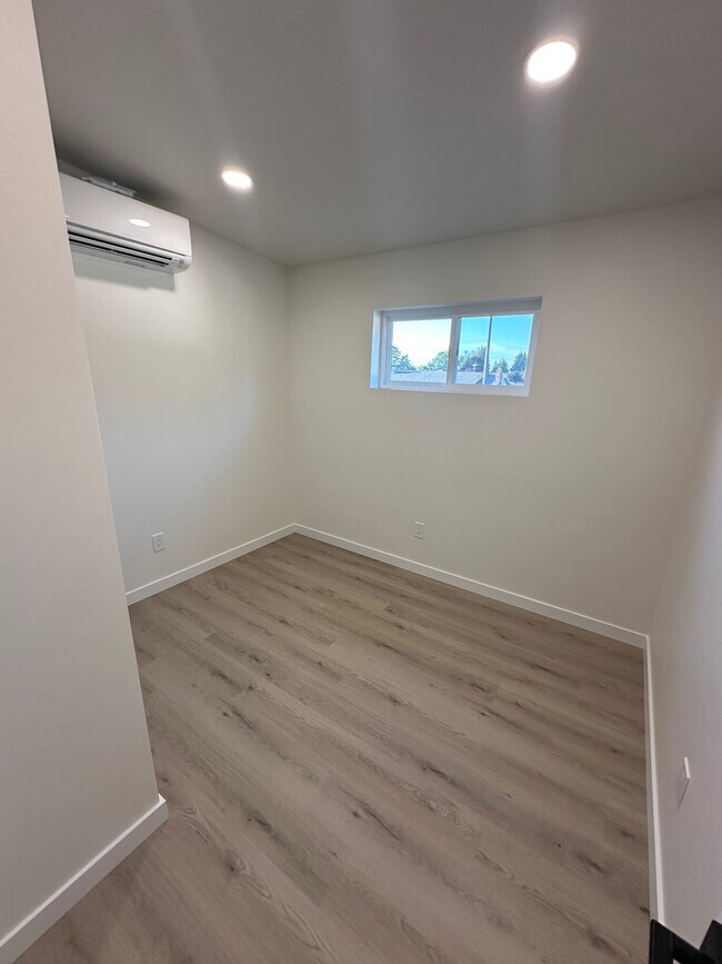 Foto del edificio - 952 28th St NE