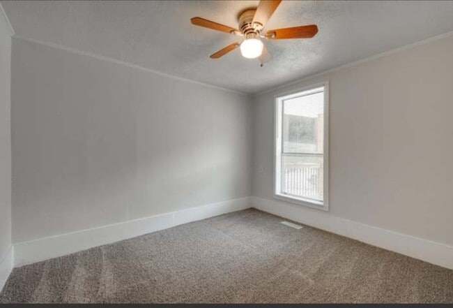 Foto del edificio - 691 Berry St NE