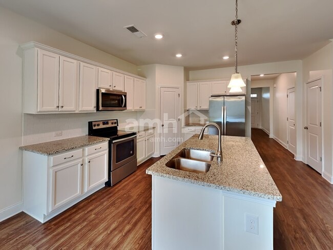 Building Photo - 4901 Wilcrest Ct