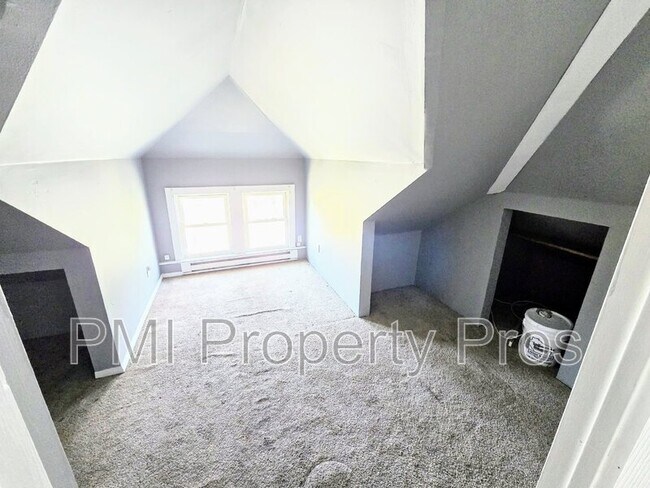 Building Photo - 254A E Townsend St