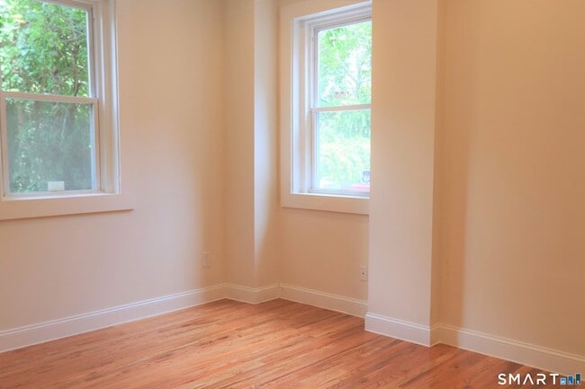 Building Photo - 235 Wooster St