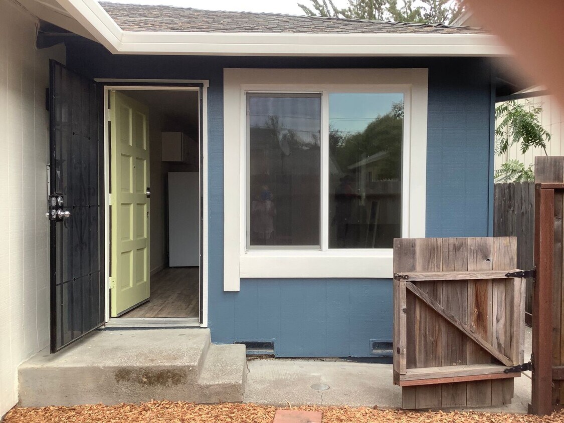 Foto principal - 1660 Slater St