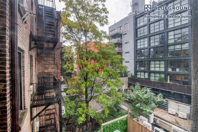 Building Photo - 232 Elizabeth St