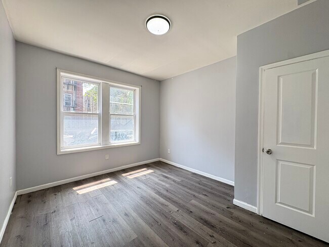 122 Wade St 1 - 126 Wade St