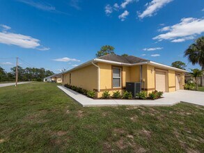 Building Photo - 313A Melissa Dr