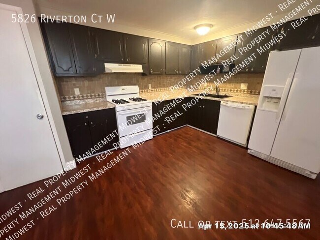 Foto del edificio - 5826 Riverton Ct W
