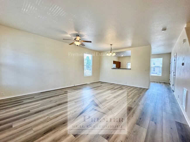 Building Photo - 7343 Little Jimmy Grove