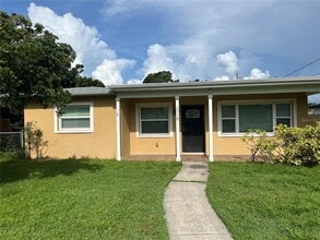 Building Photo - 208 N Glen Ave