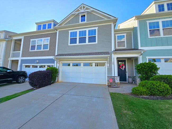 Building Photo - 105 Coogan Ln