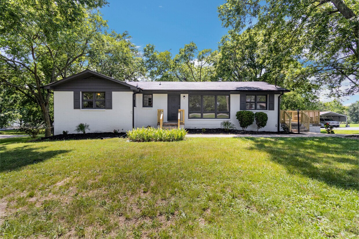 Foto principal - 112 Shepherd Hills Dr