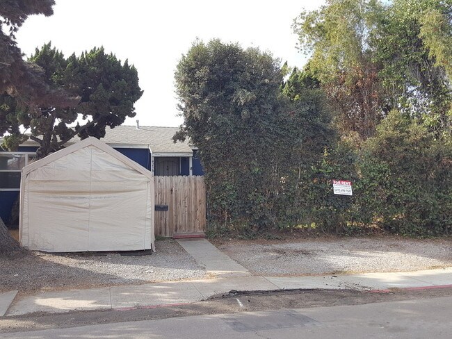 Building Photo - Charming duplex in Pacific Beach