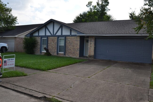 Building Photo - 7410 Crystalglen Dr
