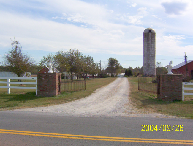 Building Photo - 7057 St John Rd