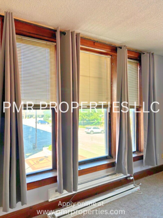 Foto del edificio - Red Oak Apartments