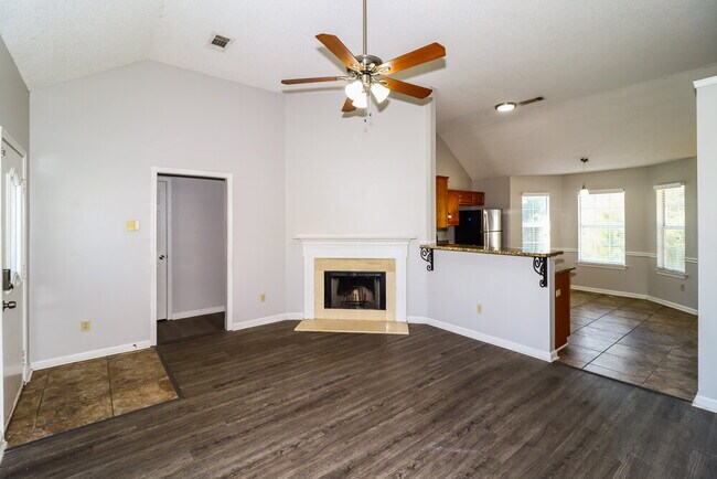 Foto del edificio - 1247 Trotters Stop Cove