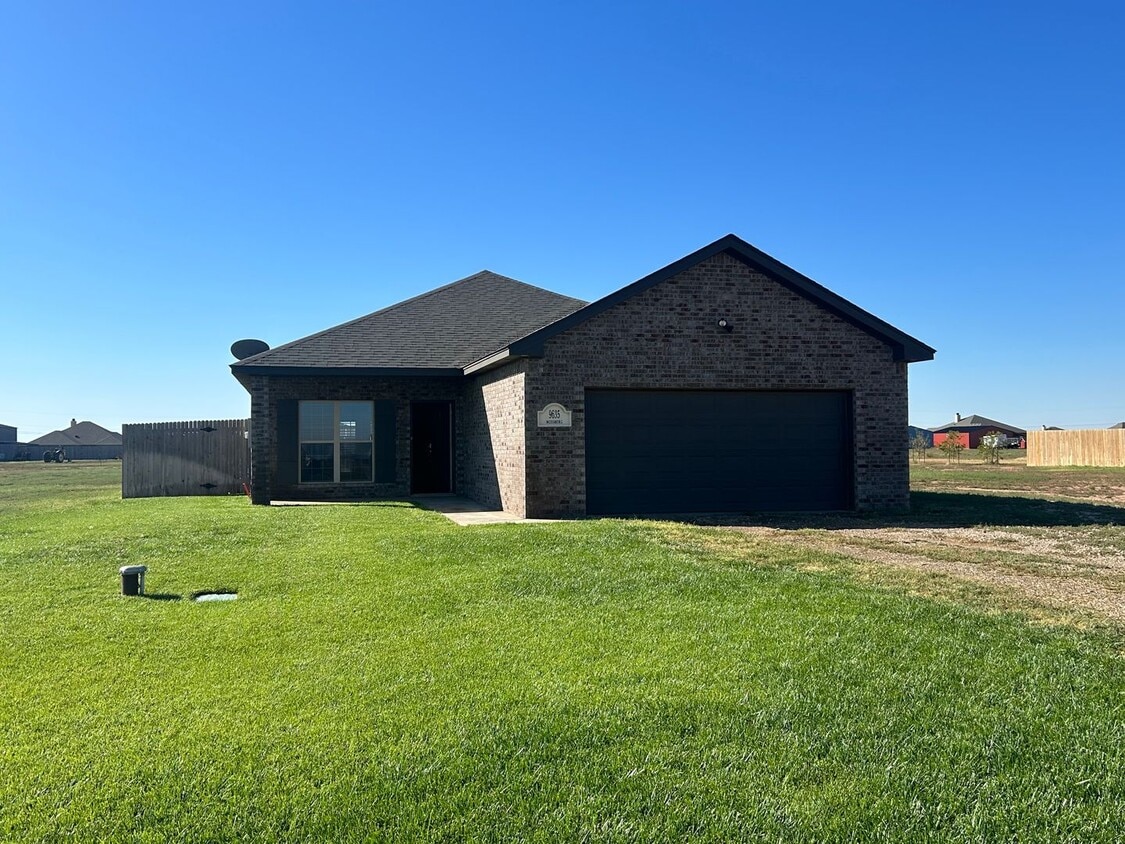 Foto principal - 9635 Mossberg St