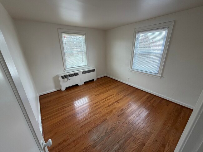 dormitorio - 1355 Weaver St