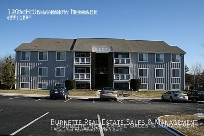 Building Photo - Great location close to Virginia Tech