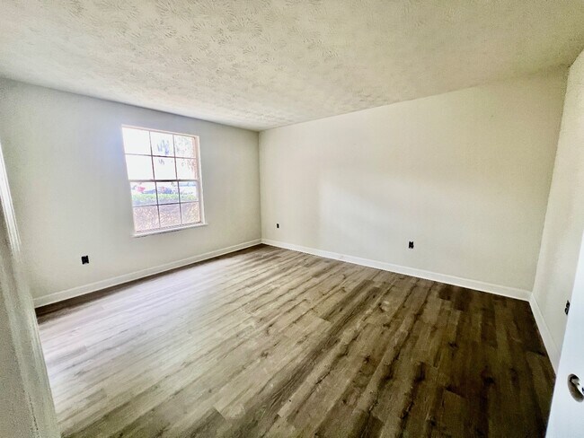 Building Photo - 5201 Atlantic Blvd