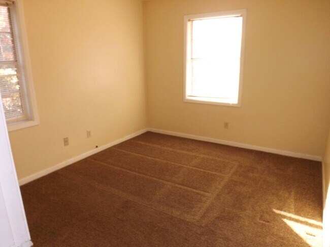 Building Photo - COMING IN MAY!