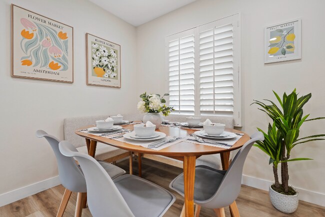 Foto del edificio - 1009 Catalina Ave