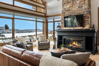 Building Photo - 168 Chem. au Pied de la Montagne