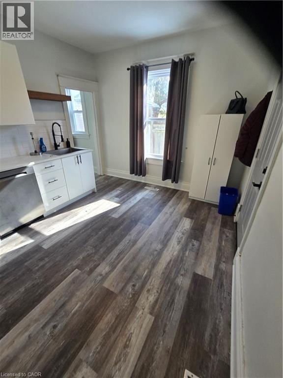 Building Photo - 90 Kent St S