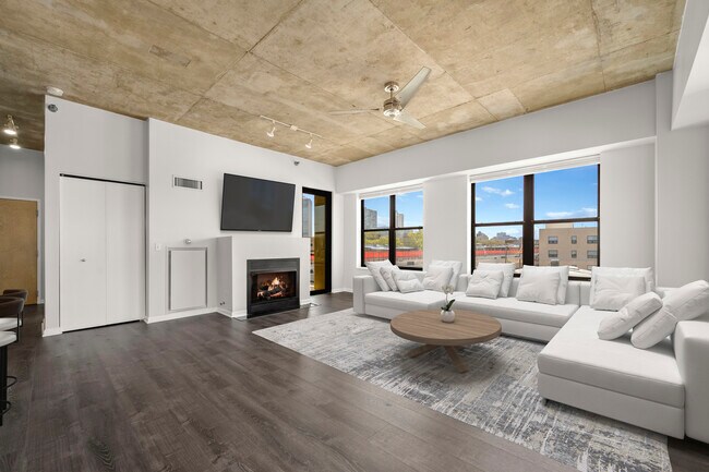 Foto del edificio - 1122 W Catalpa Ave