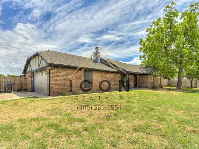 Photo - 1912 N Gleason Ave House