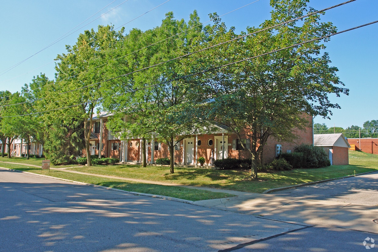 Primary Photo - Wilmington Heights Apartments