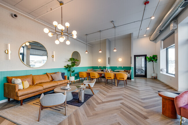 Work-from-home lounge - Beyond Woodbury