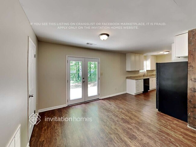 Foto del edificio - 1800 Silver Leaf Ct SW