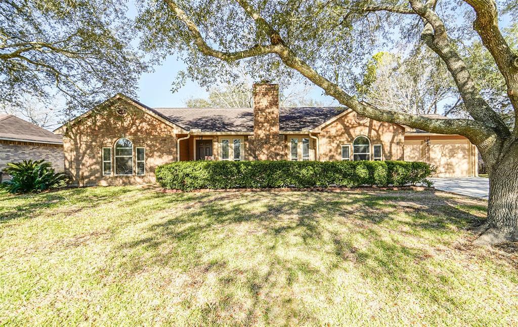 1309 Oak Hollow Dr, Friendswood, TX 77546 House Rental in Friendswood